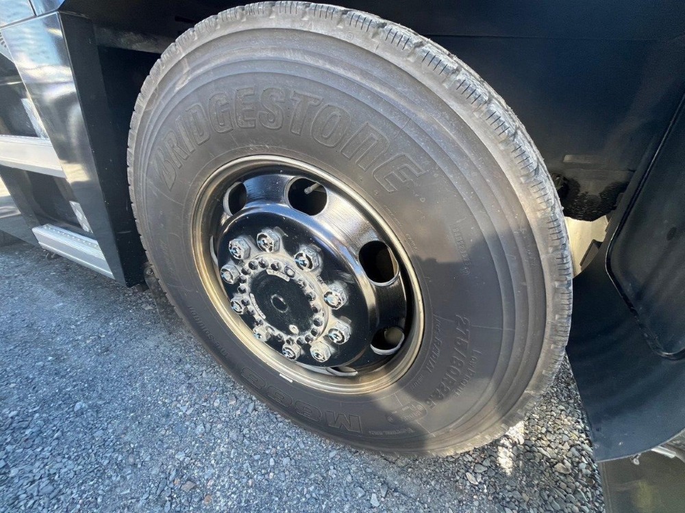LINE_ALBUM_KRM-13H-F,2019_250418_2.jpg